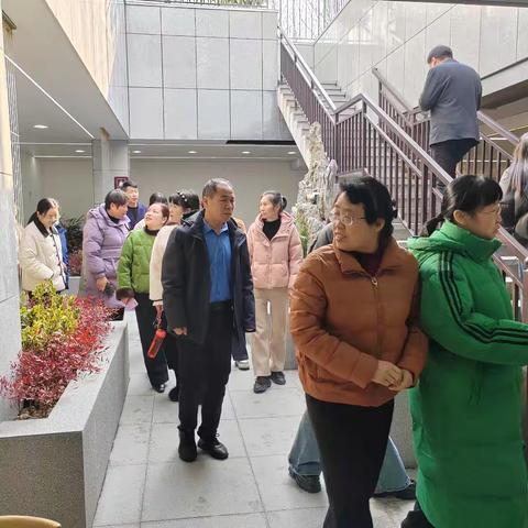 朱兰街道园林社区“党建引领基层治理，社区交流共促提升”