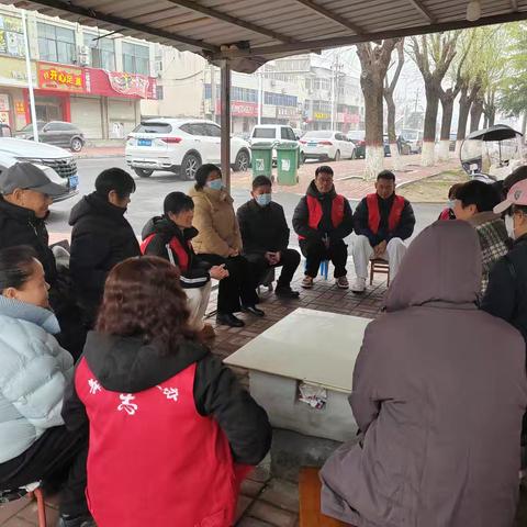 【朱兰街道园林社区“小板凳议事会”深化党建引领基层治理、搭建党群“零距离”沟通平台】