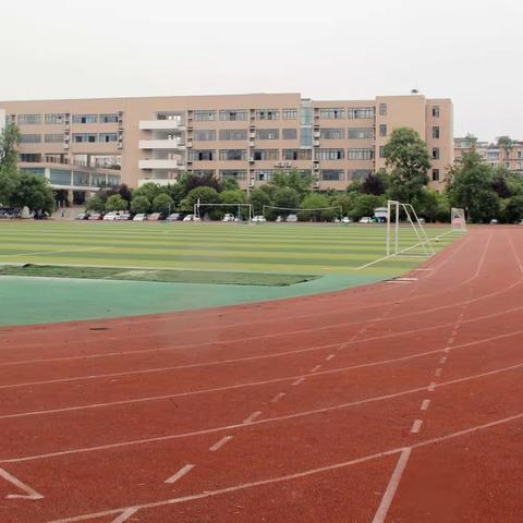 “奔跑吧 少年们”—记双流区棠湖小学周末托管田径上午1班课程活动剪影