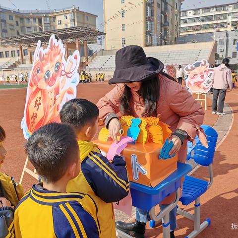 点点奔奔向未来 ——广昌县第二小学一二年级无纸笔测评