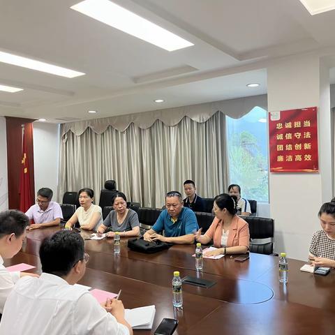 美兰区经普办联合市经普办到美兰机场开展清查入户协调工作