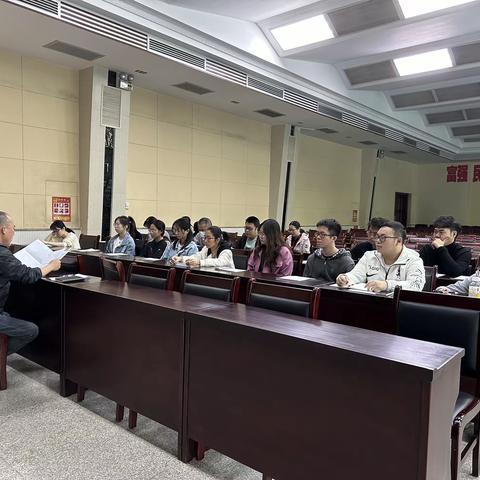 美兰区经普办召开会议传达学习海口市第五次全国经济普查领导小组办公室第三次主任会议精神
