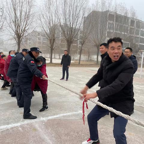 激情元旦  绽放青春——洋河新区仓集小学举办迎新年联欢活动