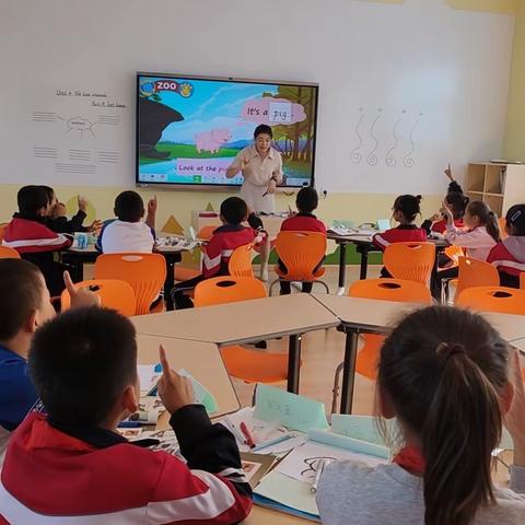 新教师，新风采——阿尔本格勒中心学校开展新教师亮相课活动