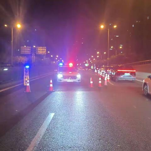 严查酒驾不放松，保障安全出行路