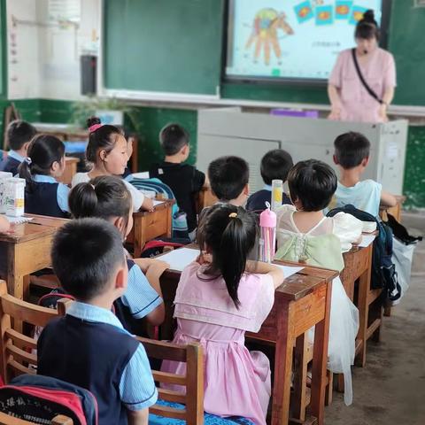 ✨上升幼儿园“参观小学初体验、幼小衔接促成长”活动✨