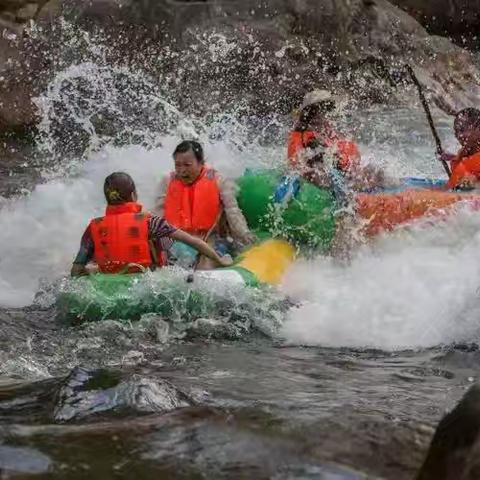 贵州漂流：勇闯天涯的冒险之旅