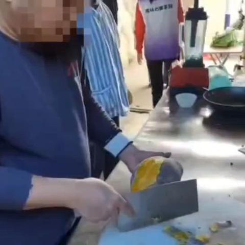 团团圆圆庆元宵 携手康复暖意浓