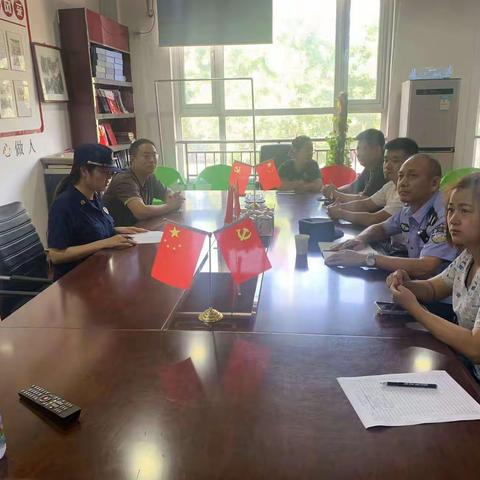 高新分局消防办联合辖区派出所组织“九小”场所单位开展消防安全知识宣传培训和灭火演练