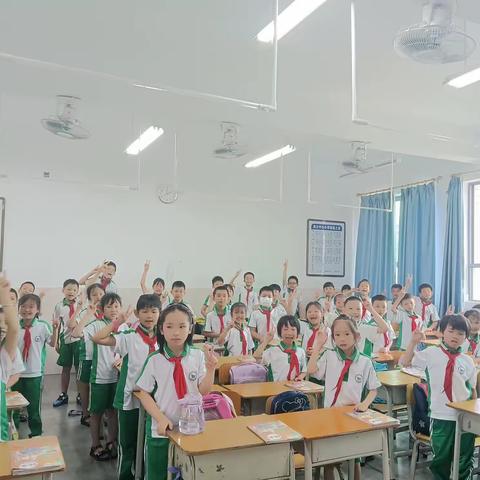 家校同心   共促成长——梅县区扶大中心小学209班