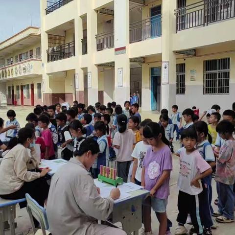 “趣味无纸化，乐考助成长”——天安中心学校二年级无纸化纪实