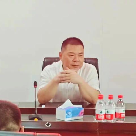 秀英区城投公司召开12345热线办件月度研判分析会