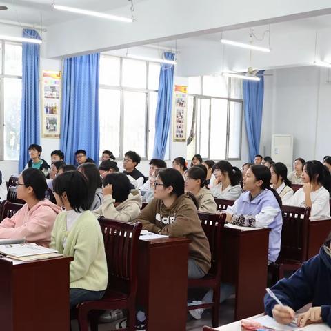 历史时刻高潮迭起  历史课堂精彩纷呈 ——广信区高中历史教学比赛在我校成功举办