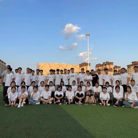 奔赴未来的那个盛夏