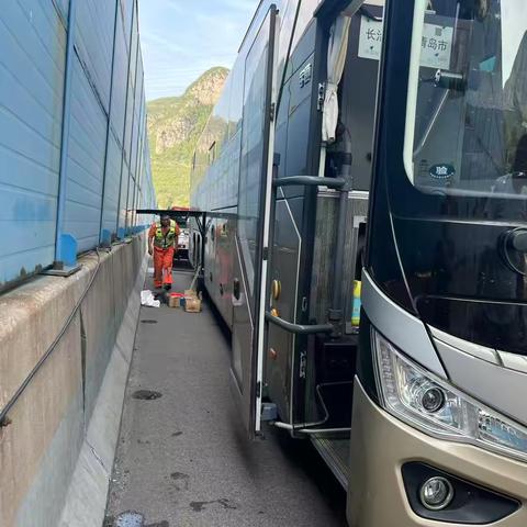 隧道养护中心救援客车，保障司乘安全