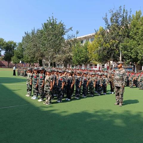 小小少年志气高——运城市第二实验中学二（2）班军训汇演