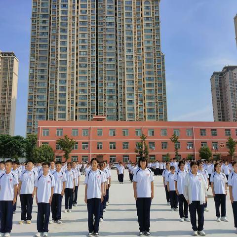 无军训不青春！人生最美是军训！