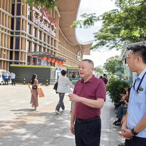 市综合执法局开展“双节”期间旅游市场秩序检查