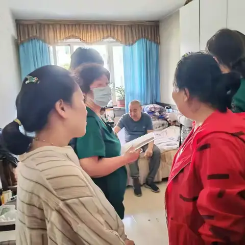 情暖高龄困难家庭 贴心守护夕阳红——城乡路街道联合贾秀芳慈善基金会开展高龄困难家