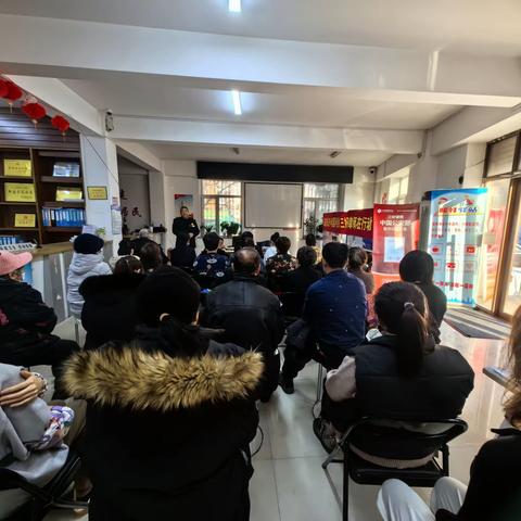 道里区工农街道景江社区新时代文明实践站开展集中观看《榜样8》专题节目