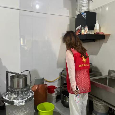 【李珍街道】开展“安全生产、燃气排查”专项活动