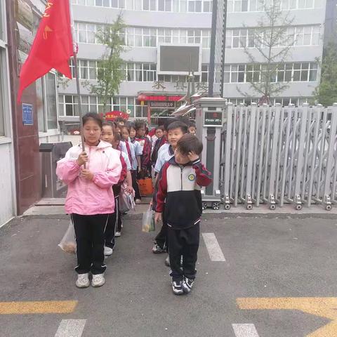 回首追光路  蓄力向未来--我的教育故事 鸡泽县第二实验小学二年级5班语文老师李丽苹