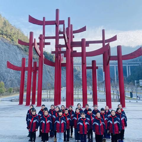 “合”而为一，“唱”响童年——记2023年宣恩县松坪实验小学合唱社秋季学期总结