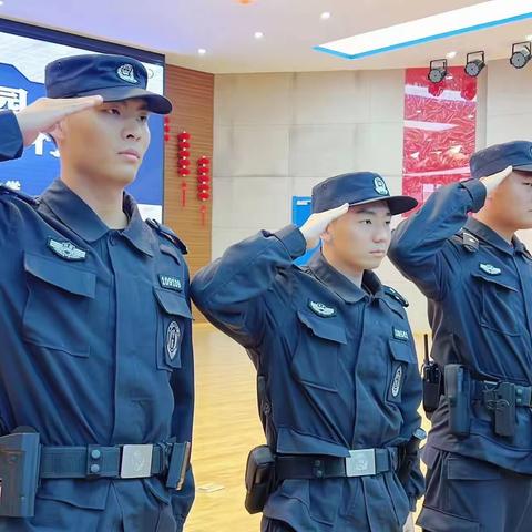 特警进校园  安全伴“童”行