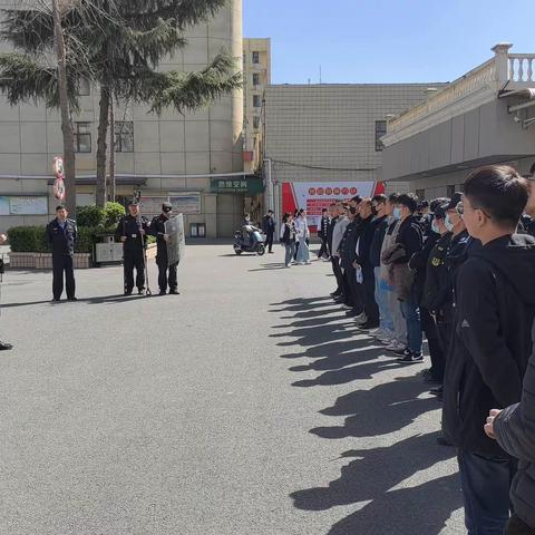 藏蓝进校园，助力开学季