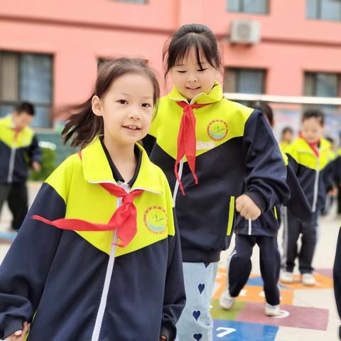 安平县第五小学“有声有色的课外活动 — 之动感色彩地带”