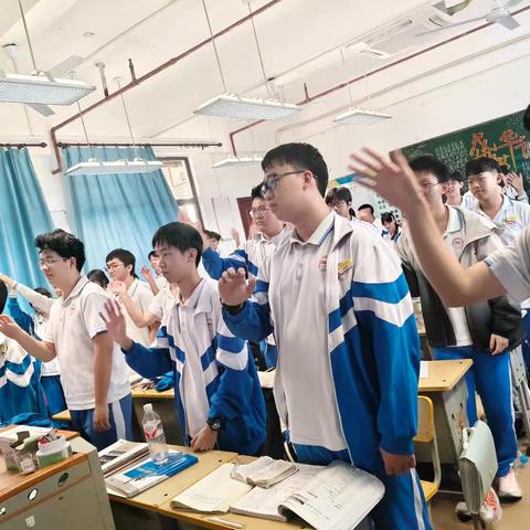 高三2班解压韵律操活动纪实