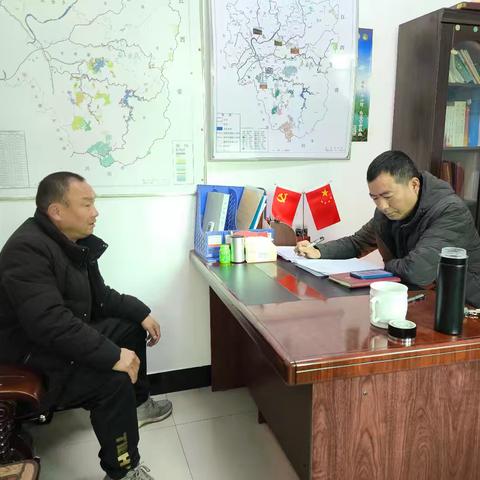 用组织生活会来“洗精伐髓”