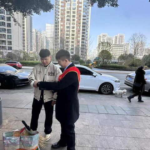 民生银行龙门镇社区支行12月开展防诈知识宣传活动