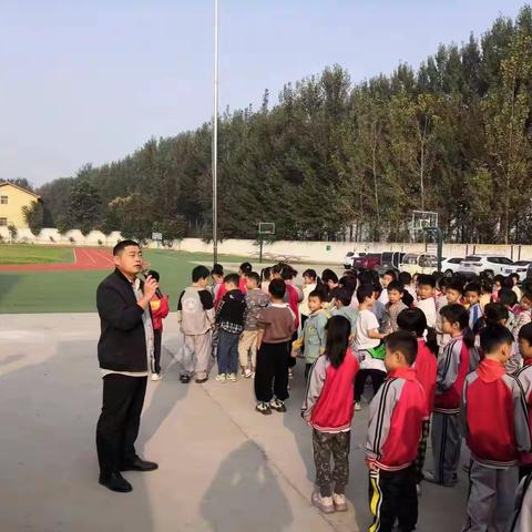 半堤镇潘楼小学争做好少年