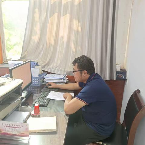 龙门镇临河社区9月6日工作动态