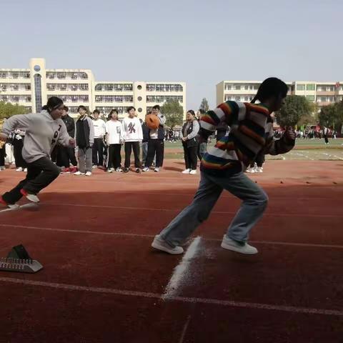 随县二中二（2）班冬季运动会精彩瞬间