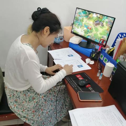 人事股本周主要工作:按上级部门要求积极填报各项工作报表。