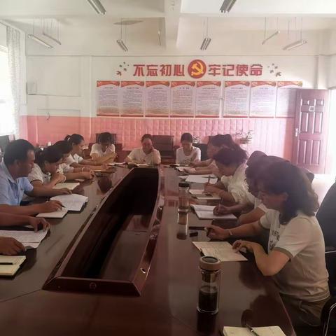研精致思·笃行致远——大姚县铁锁乡中心学校接受2022—2023学年校本研修考核验收工作