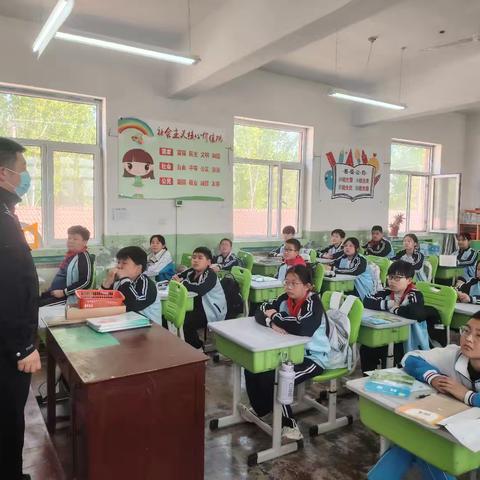 法治阳光护成长——大西良小学开展普法宣讲暨防欺凌教育活动