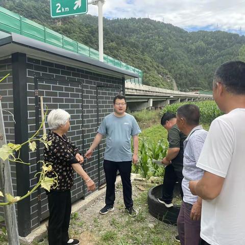 河口镇核桃坝村：改厕回头看，人居环境再提升