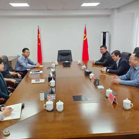 呼伦贝尔分行党委书记、行长车瑞程拜访呼伦贝尔市林业和草原局