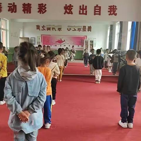 快乐舞蹈，精彩绽放——姚店小学舞蹈社团