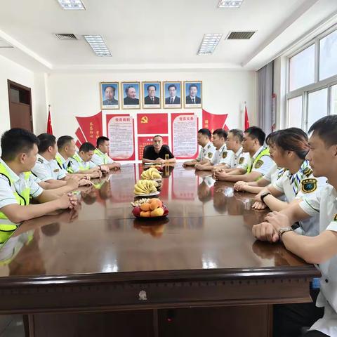 馆陶收费站召开迎“八一”座谈会