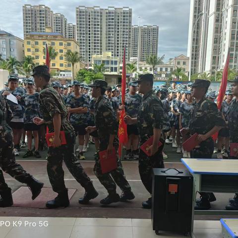 且抒凌云志，不负少年时——安泽实验学校八（1）班军训篇