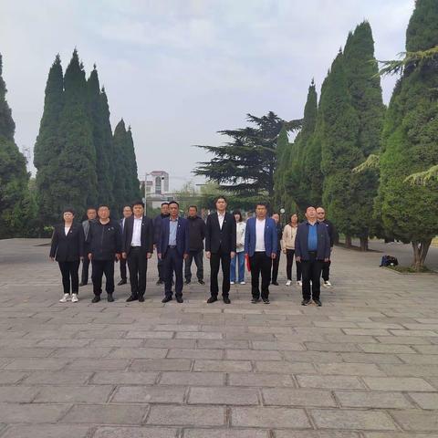 重温红色经典，传承革命精神