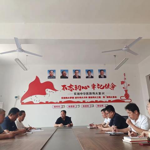 “学党规党纪，树清风正气”——肥乡区东漳堡镇中心校召开四月份主题党日活动。