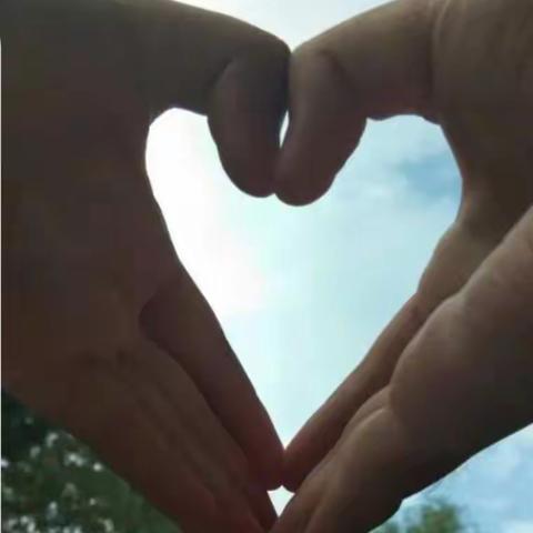 “家校携手，共促成长”——东街小学 暑假前家长会