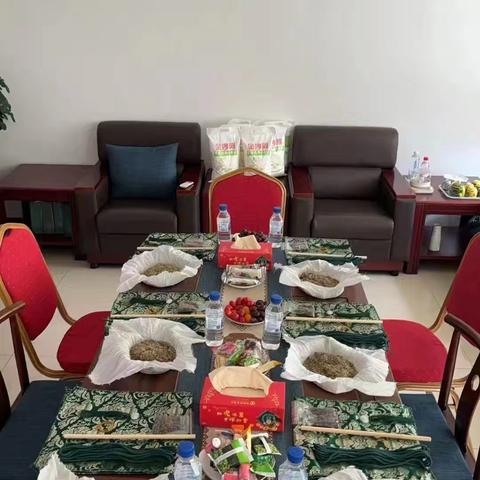 大连湾支行开展“锤击健康，财聚未来”主题沙龙活动