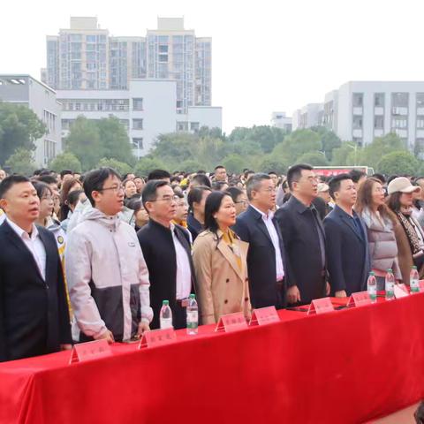 赋能初三，共赢未来 ——湘乡市第二中学九年级2025年秋季家长会纪实