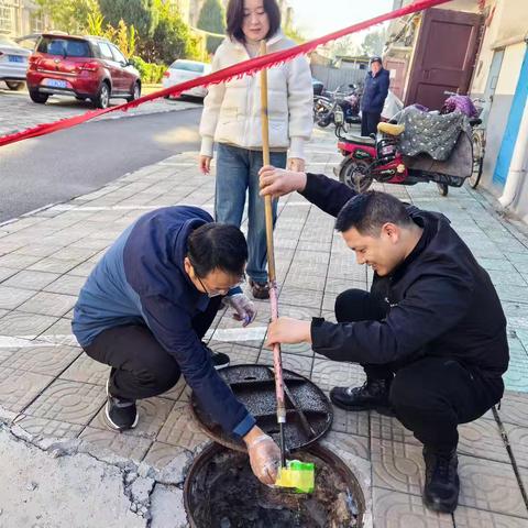 太西街道太西社区开展“污水采样检测  深入推进禁毒”工作